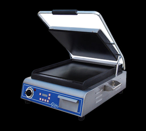 Globe GSG14D Deluxe Sandwich Grill with Smooth Plates - 14" x 14" Cooking Surface - 120V, 1800W-cityfoodequipment.com