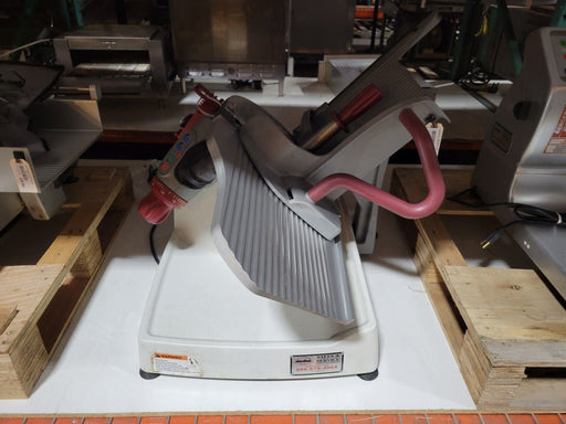 Used Berkel X13AE Manual / Automatic Commercial 13" Meat Slicer-cityfoodequipment.com