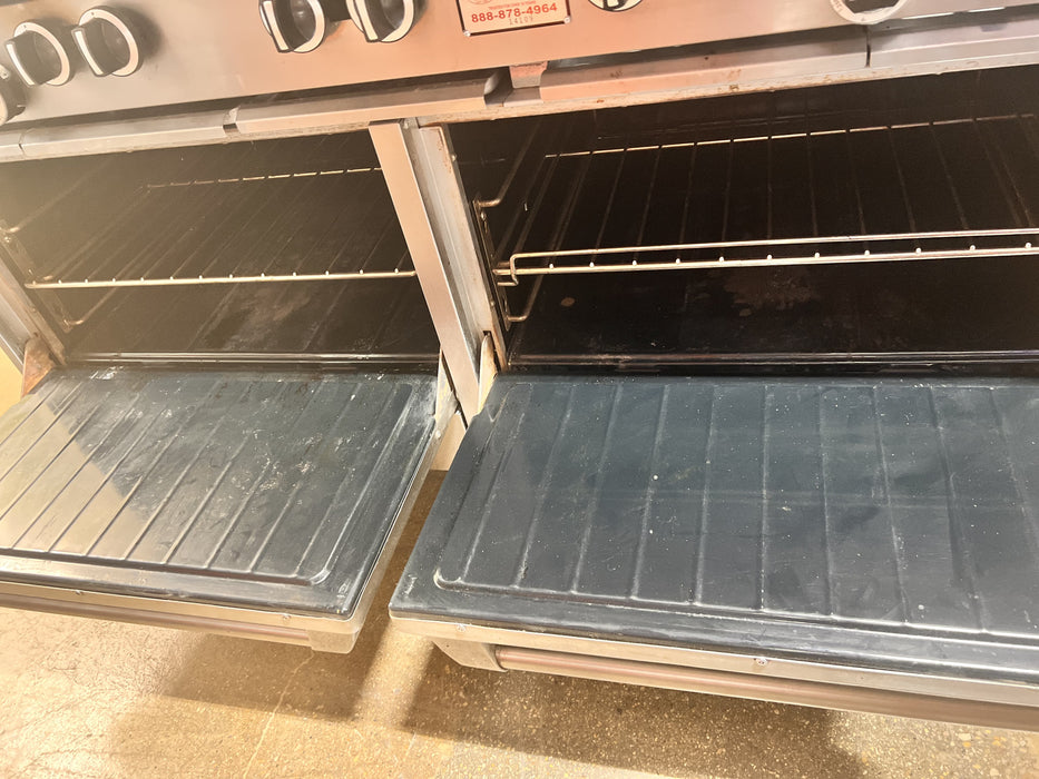 Used Garland G60-10RR Natural Gas 10 Burner 60" Gas Range with Two Ovens-cityfoodequipment.com