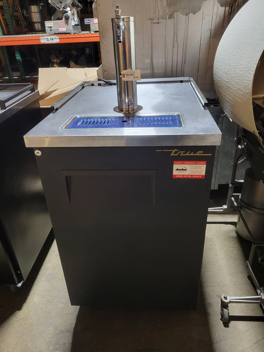 True TDD-1-HC 23" 1 Solid Swing Door Direct Draw Beer Dispenser-cityfoodequipment.com