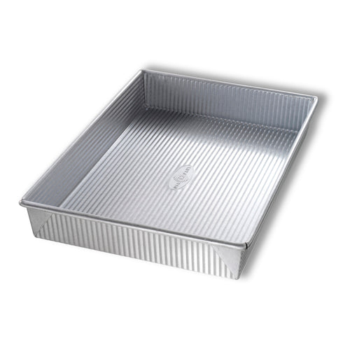 USA Pan 21100 Cake Pan, 9 9/16" X 13 9/16" X 2", AMERICOAT Glazed 22 Ga Aluminized Steel-cityfoodequipment.com