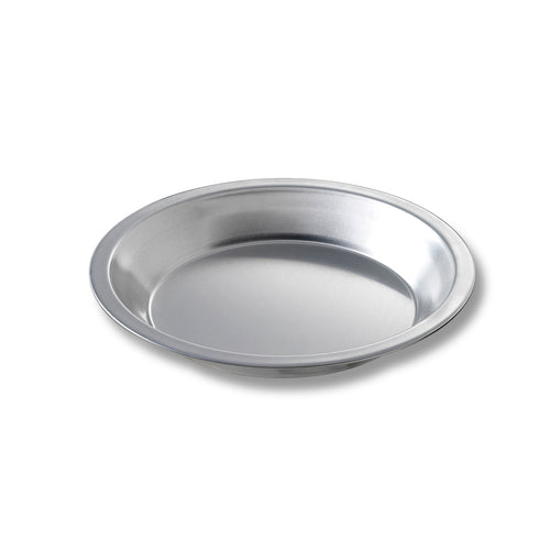 Chicago Metallic 41509 7 15/16" Pie Plate, 1 4/25" Deep, Noncoated 1/10" Aluminum-cityfoodequipment.com