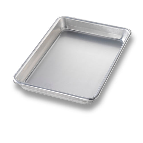Chicago Metallic 41805 1/8 Eighth Size Bun / Sheet Pan - 9" X 6" X 1", 16 Gauge Aluminum, AMERICOAT®-cityfoodequipment.com