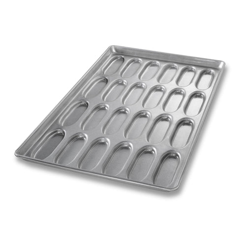 Chicago Metallic 42415 Hot Dog Bun Pan, Makes (24) 6" X 2 4/25" Buns, AMERICOAT Glazed 22 Ga Aluminized Steel-cityfoodequipment.com
