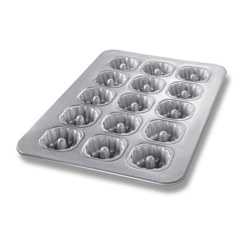 Chicago Metallic 43055 Mini Fluted Tube Cake Pan, Makes (15) 3 9/10" Cakes, AMERICOAT Glazed 22 Ga Aluminized Steel-cityfoodequipment.com