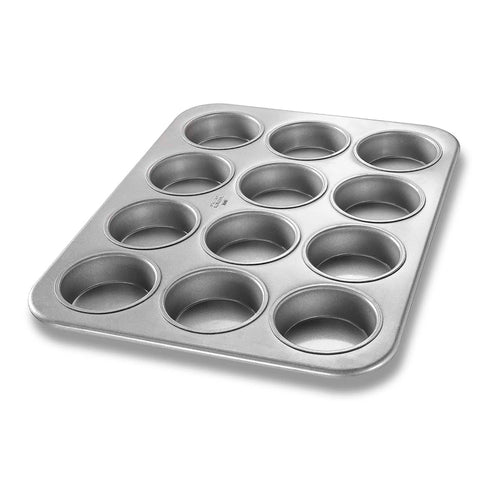 Chicago Metallic 43515 Jumbo Muffin Pan, Makes (12) 3 1/2" Muffins, AMERICOAT Glazed 26 Ga Aluminized Steel-cityfoodequipment.com