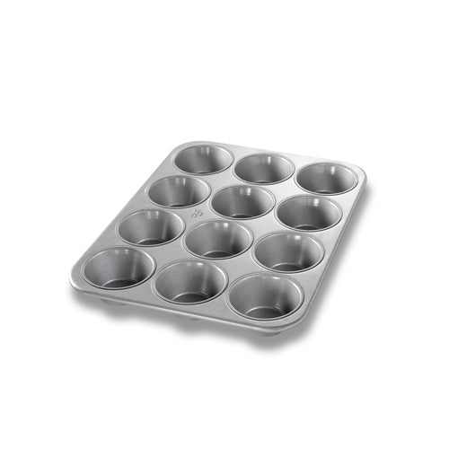Chicago Metallic 43695 Muffin/pecan Roll Pan, Makes (12) 3 11/16" Muffins, AMERICOAT Glazed 26 Ga Aluminized Steel-cityfoodequipment.com