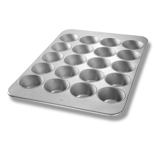 Chicago Metallic 44705 Muffin/pecan Roll Pan, Makes (20) 3 11/16" Muffins, AMERICOAT Glazed 26 Ga Aluminized Steel-cityfoodequipment.com