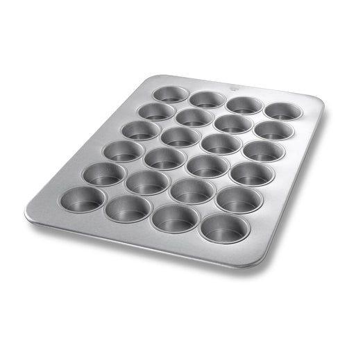 Chicago Metallic 45265 Texas Muffin Pan, Makes (24) 3 3/16" Muffins, AMERICOAT Glazed 26 Ga Aluminized Steel-cityfoodequipment.com