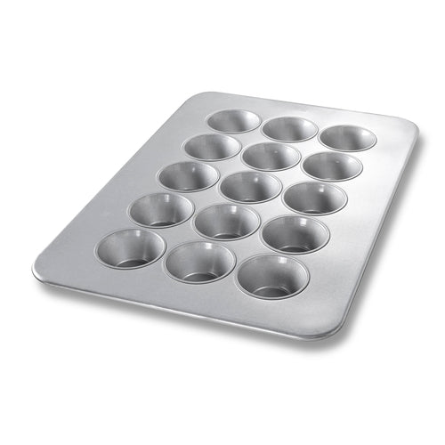 Chicago Metallic 47005 Muffin/pecan Roll Pan, Makes (15) 3 11/16" Rolls, AMERICOAT Glazed 26 Ga Aluminized Steel-cityfoodequipment.com
