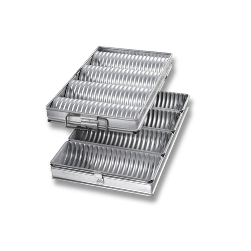 Chicago Metallic 48514 Crimped Round Bread Pan Set, Makes (4) 10" Loaves, AMERICOAT Glazed 26 Ga. Aluminized Steel-cityfoodequipment.com