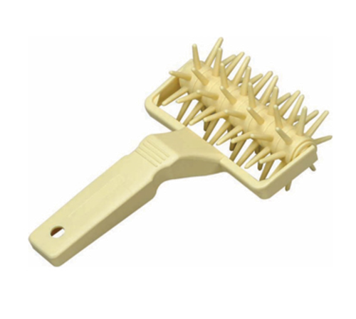 Matfer Bourgeat 141120 4 3/8" Dough Roller Docker w/ Ergonomic Handle, Plastic-cityfoodequipment.com