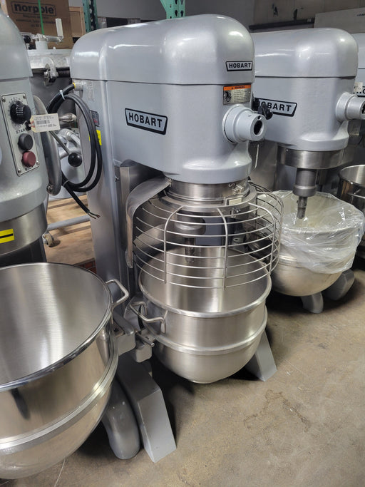Used Hobart H600T, 60 Qt Commercial Dough Mixer, 1 PH, 2HP, 230v With Guard-cityfoodequipment.com