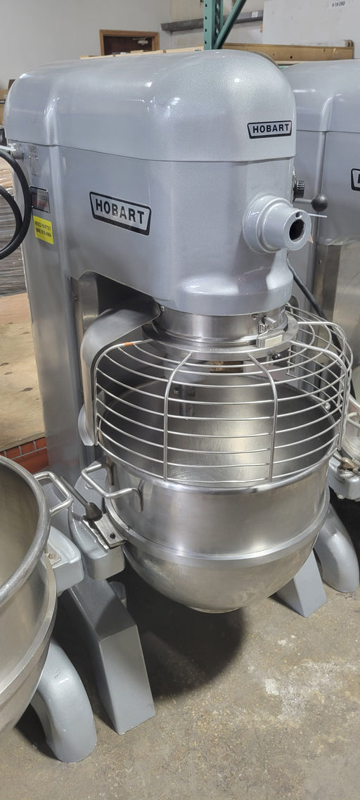 Used Hobart L800 W/Guard 80-Quart Dough Mixer, 2 HP, 3 Phase, 200 Volts-cityfoodequipment.com