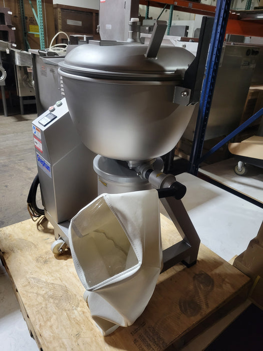Used Stephan VCM 44 A/1 Vertical Mixer W/ Dough Blade, 3 Phase, 220 Volts.-cityfoodequipment.com