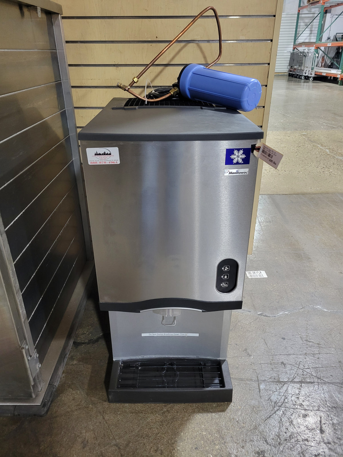 Used Manitowoc RNS12A Nugget Ice Maker and Water Dispenser — City Food Equipment