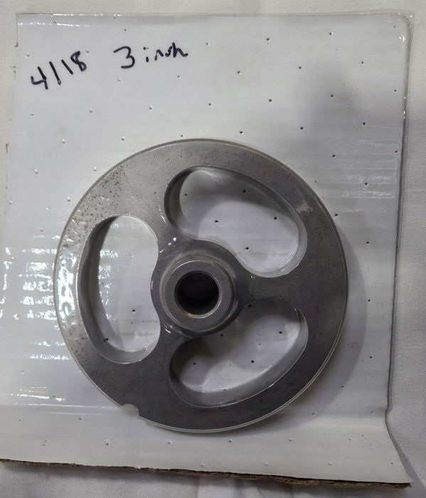 #56 4/18 W HUB GRINDER PLATE KIDNEY W HUB-cityfoodequipment.com