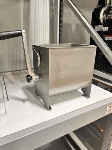 USED MANUAL MEAT MIXER