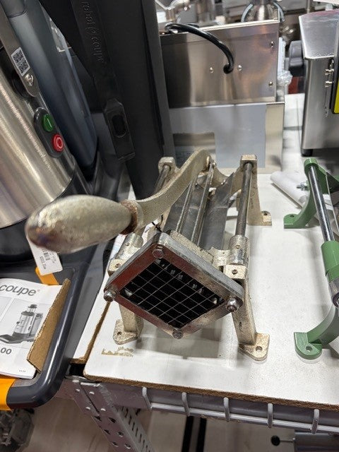 USED VOLLRATH POTATO CUTTER