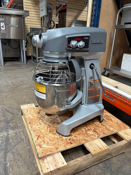 Used Hobart Legacy+ HL200 20 Qt.  Planetary Stand Mixer 120V  1/2HP Newer Style with guard