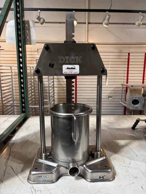 USED F. Dick (9050900) Sausage Filler, Stainless Steel 9 ltr / 18 lb capacity-cityfoodequipment.com