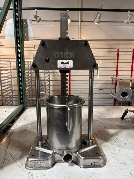 USED F. Dick (9050900) Sausage Filler, Stainless Steel 9 ltr / 18 lb capacity-cityfoodequipment.com