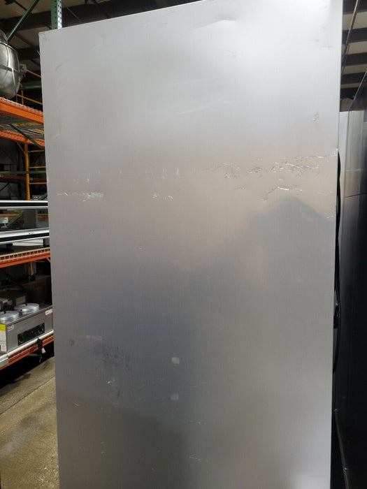 Traulsen G10010 Commercial 1 Door Reach In Refrigerator - Never Used-cityfoodequipment.com