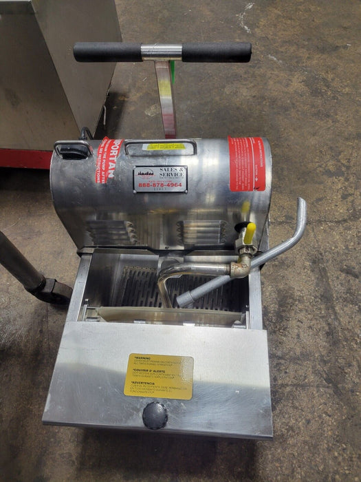 Used RF Hunter Ecco One Commercial 65 lbs. Oil Filter, 5 HP, 115 Volts.-cityfoodequipment.com