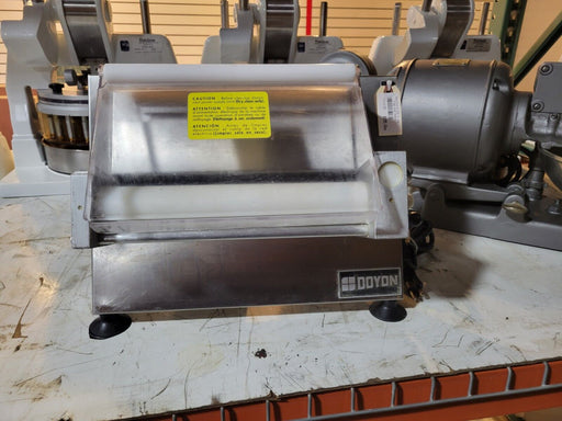 Doyon DL12SP 12" Countertop One Stage Dough Sheeter - 120V, 1/2 HP-cityfoodequipment.com