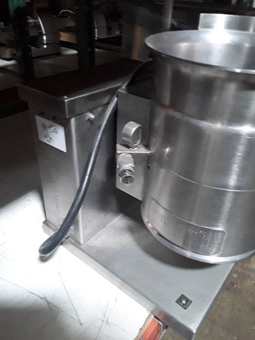 Used KET-3-T 3 Gallon Tilting Electric Tabletop Kettle Steam 2/3 Jacketed-cityfoodequipment.com