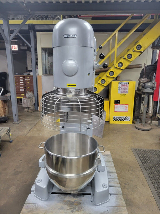 2003 Hobart M802 80 Quart Commercial Dough Mixer W Guard in IMMACULATE CONDITION!!-cityfoodequipment.com